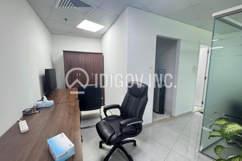 Снять в аренду офис в Бизнес-Бэе, Дубай: 144м², № 38570 - фото 11