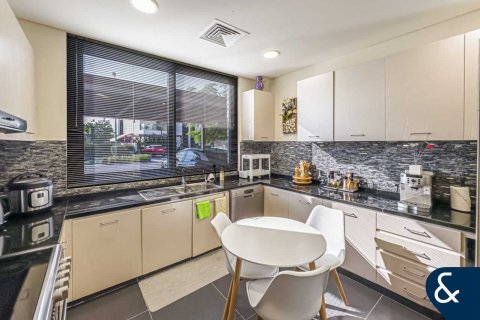 Adosado en DAMAC Hills (Akoya by DAMAC), Dubai, 3 dormitorios, 239 m², № 74645 - foto 21