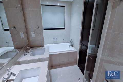 Appartement à Downtown Dubai (Downtown Burj Dubai), Dubai, 2 chambres, 135 m², № 103818 - photo 19