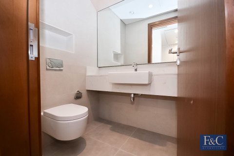 Apartment in Al Wasl, Dubai 2 bedrooms, 131 sq.m. № 103817 - photo 6