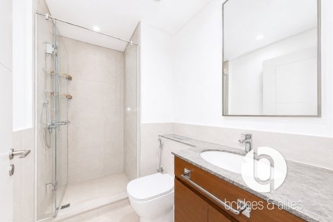 Apartment in Downtown Dubai (Downtown Burj Dubai), Dubai 3 bedrooms, 160 sq.m. № 113637 - photo 19