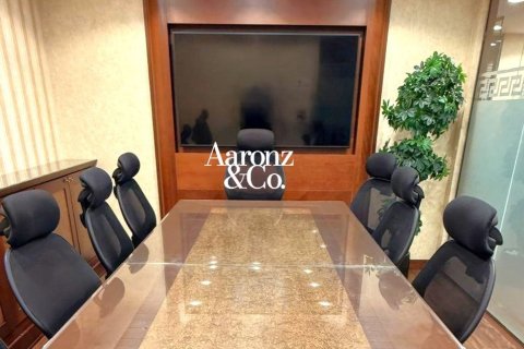 Office in Business Bay, Dubai 134 sq.m. № 113638 - photo 2