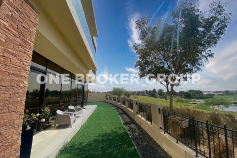 Villa in Phoenix, Dubai 5 bedrooms, 515.4 sq.m. № 456 - photo 6