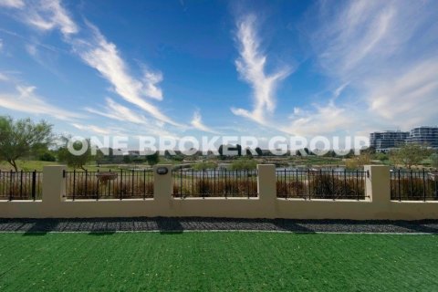 Villa in Phoenix, Dubai 5 bedrooms, 515.4 sq.m. № 456 - photo 5