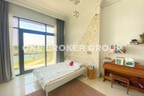 Villa in Phoenix, Dubai 5 bedrooms, 515.4 sq.m. № 456 - photo 18