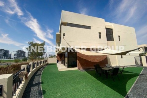 Villa in Phoenix, Dubai 5 bedrooms, 515.4 sq.m. № 456 - photo 10