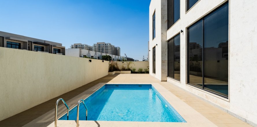 Villa en Dubai, 5 dormitorios, 539 m², № 123849