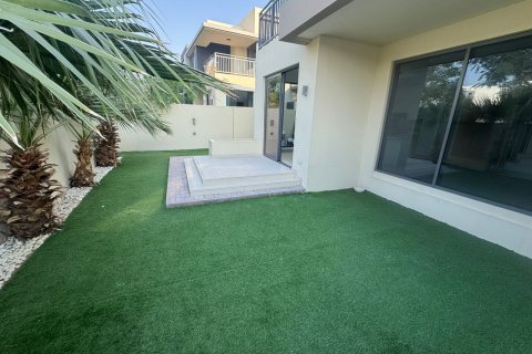 Adosado en Dubai, 5 dormitorios, 266 m², № 123843 - foto 17