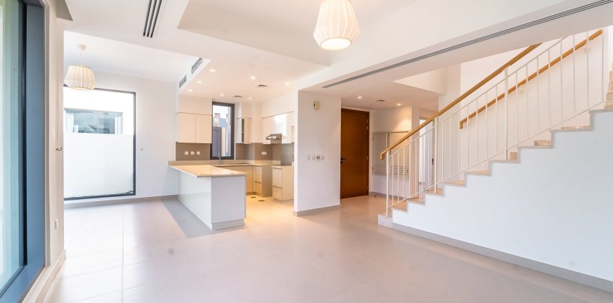 Adosado en Dubai, 5 dormitorios, 266 m², № 123843