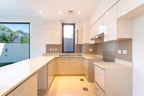 Adosado en Dubai, 5 dormitorios, 266 m², № 123843 - foto 3