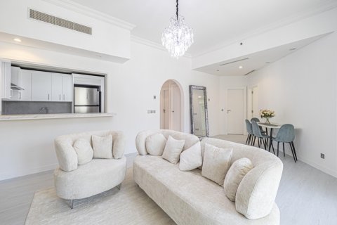 Apartment in Palm Jumeirah, Dubai 2 bedrooms, 147.36 sq.m. № 52887 - photo 3
