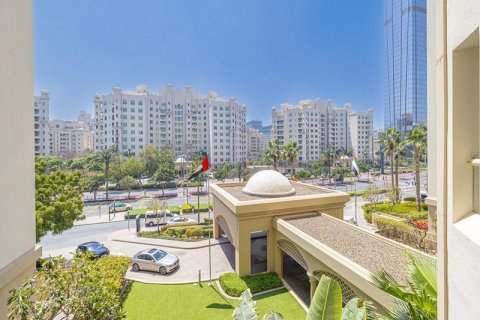 Apartment in Palm Jumeirah, Dubai 2 bedrooms, 147.36 sq.m. № 52887 - photo 19