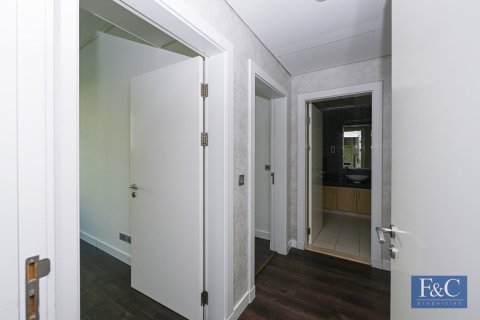 Apartment in Shoreline Apartments, Palm Jumeirah, Dubai 3 bedrooms, 204 sq.m. № 103807 - photo 8