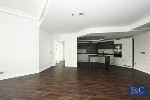 Apartment in Shoreline Apartments, Palm Jumeirah, Dubai 3 bedrooms, 204 sq.m. № 103807 - photo 21