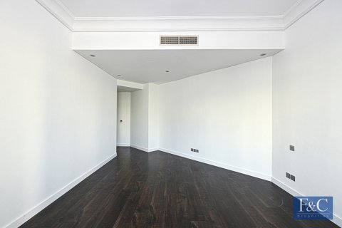 Apartment in Shoreline Apartments, Palm Jumeirah, Dubai 3 bedrooms, 204 sq.m. № 103807 - photo 19