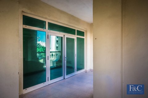 Apartment in Shoreline Apartments, Palm Jumeirah, Dubai 3 bedrooms, 204 sq.m. № 103807 - photo 13