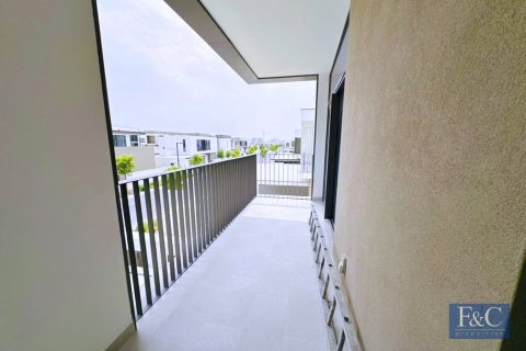 Villa in Al Furjan, Dubai 4 bedrooms, 366 sq.m. № 103799 - photo 3