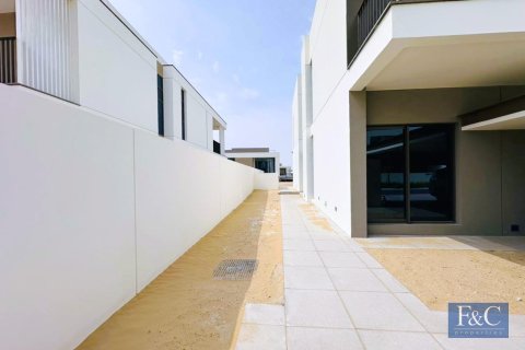 Villa in Al Furjan, Dubai 4 bedrooms, 366 sq.m. № 103799 - photo 23
