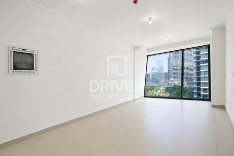 Apartment in Burj Vista, Downtown Dubai (Downtown Burj Dubai), Dubai 1 bedroom, 81.1 sq.m. № 129930