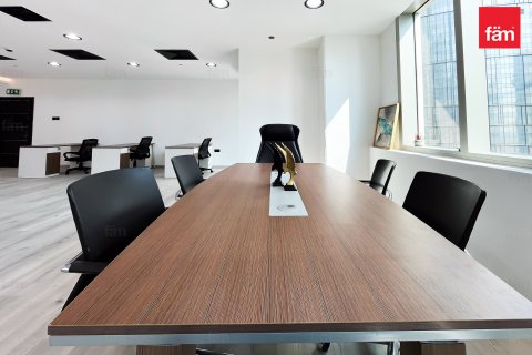 Bureau à Business Bay, Dubai, 107.5 m², № 124958 - photo 7
