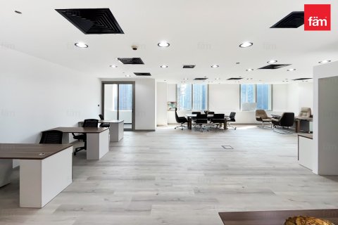 Bureau à Business Bay, Dubai, 107.5 m², № 124958 - photo 3