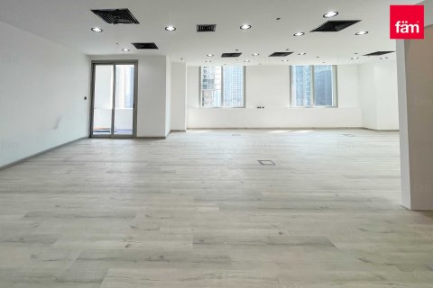 Bureau à Business Bay, Dubai, 107.5 m², № 124958 - photo 18