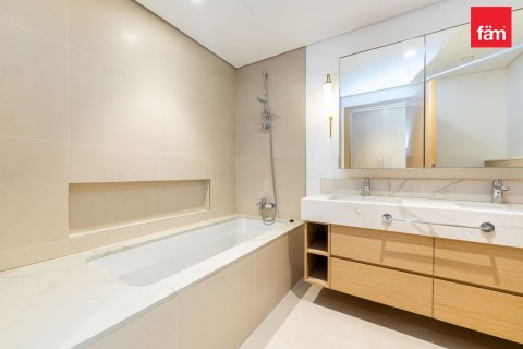 Apartment in Dubai 3 bedrooms, 156.7 sq.m. № 109007 - photo 21