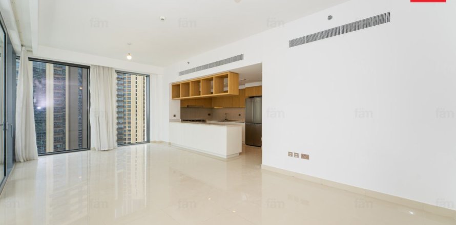 Apartment in Dubai 3 bedrooms, 156.7 sq.m. № 109007