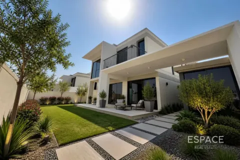 Villa en Tilal Al Ghaf, Dubai, 4 dormitorios, 377 m², № 122434