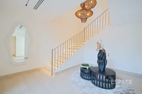 Villa à Victory Heights, Dubai Sports City, Dubai, 5 chambres, 585 m², № 122435 - photo 9