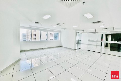 Bureau à Al Barsha, Dubai, 102.2 m², № 84649