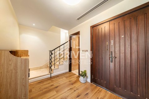 Купить таунхаус в Jumeirah Village Triangle, Дубай: 1 спальня, 180м², № 64862 - фото 15