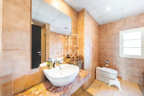 Купить таунхаус в Jumeirah Village Triangle, Дубай: 1 спальня, 180м², № 64862 - фото 17