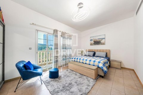 Купить таунхаус в Jumeirah Village Triangle, Дубай: 1 спальня, 180м², № 64862 - фото 12