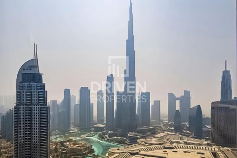 Appartement à The Address Residence Fountain Views, Downtown Dubai (Downtown Burj Dubai), Dubai, 2 chambres, 124 m², № 64846 - photo 1