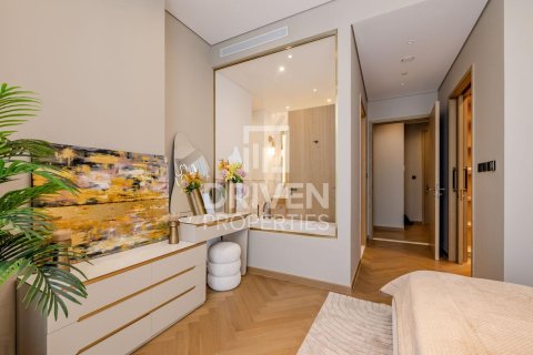 Apartment in Business Bay, Dubai 2 bedrooms, 196.3 sq.m. № 126650 - photo 10