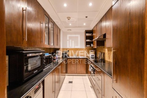 Apartment in Mohammad Bin Rashid Boulevard, Downtown Dubai (Downtown Burj Dubai), Dubai 1 bedroom, 80.36 sq.m. № 126642 - photo 6