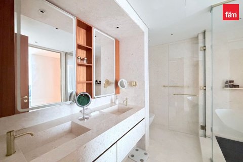 Apartment in Palm Jumeirah, Dubai 2 bedrooms, 131.3 sq.m. № 115773 - photo 10