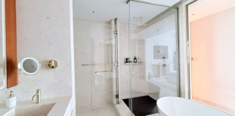 Apartment in Palm Jumeirah, Dubai 2 bedrooms, 131.3 sq.m. № 115773