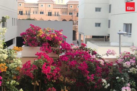 Villa en Dubai, 4 dormitorios, 141.6 m², № 115777 - foto 12