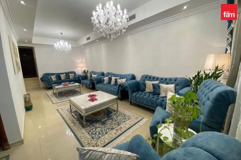 Villa en Dubai, 4 dormitorios, 141.6 m², № 115777 - foto 4