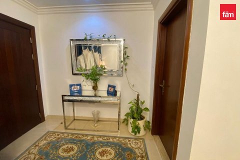 Villa en Dubai, 4 dormitorios, 141.6 m², № 115777 - foto 5