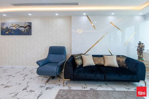 Office in Dubai 305 sq.m. № 109229 - photo 11