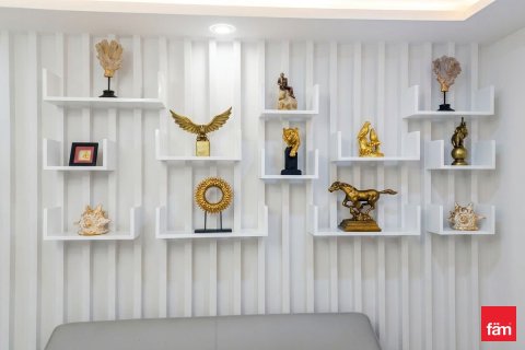 Office in Dubai 305 sq.m. № 109229 - photo 5