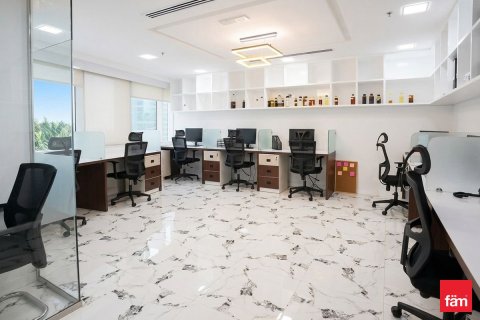 Office in Dubai 305 sq.m. № 109229 - photo 10