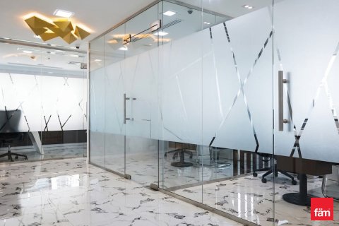 Office in Dubai 305 sq.m. № 109229 - photo 8