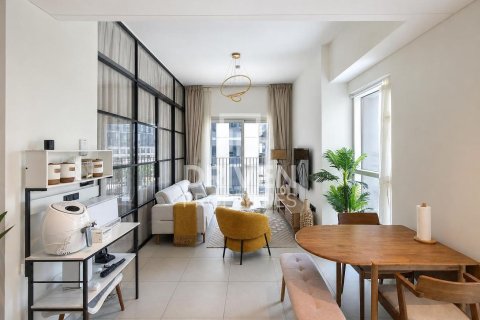 Apartamento en Dubai Hills Estate, Dubai, 2 dormitorios, 68.84 m², № 127928 - foto 2