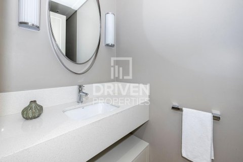Apartment in Vida Residence Downtown, Downtown Dubai (Downtown Burj Dubai), Dubai 3 bedrooms, 184.04 sq.m. № 127930 - photo 21