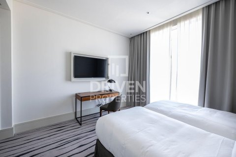 Apartment in Vida Residence Downtown, Downtown Dubai (Downtown Burj Dubai), Dubai 3 bedrooms, 184.04 sq.m. № 127930 - photo 11