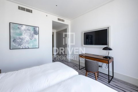 Apartment in Vida Residence Downtown, Downtown Dubai (Downtown Burj Dubai), Dubai 3 bedrooms, 184.04 sq.m. № 127930 - photo 10